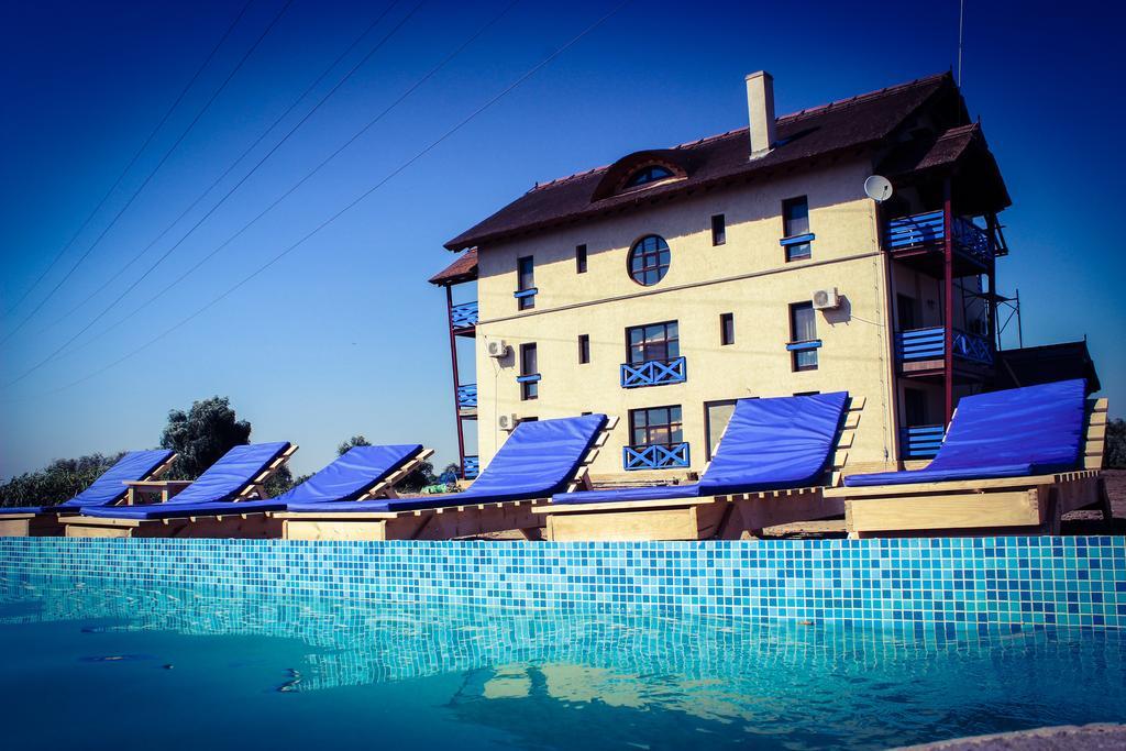 Pensiunea Obretin All Inclusive Mila Douăzeci şi Trei エクステリア 写真