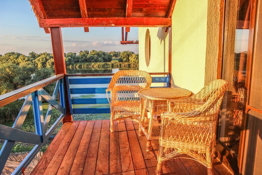 Pensiunea Obretin All Inclusive Mila Douăzeci şi Trei エクステリア 写真